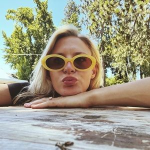 Meet your Posher, Leah